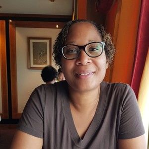 Meet your Posher, Leann